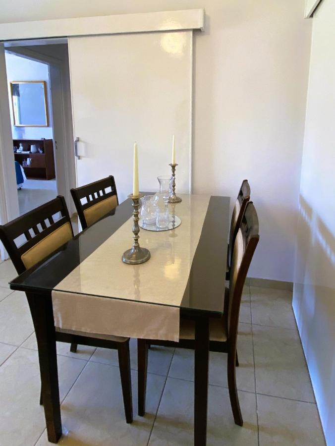 Penny'S Kato Paphos Apartment Luaran gambar